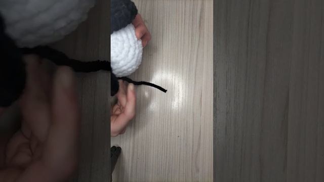 Мастер класс по вязанию новогоднего шарика в виде мини Мауса ? смотреть онлайн