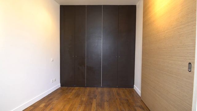Dernier étage avec vue Tour Eiffel - Paris 15E - Stéphane Plaza Immobilier Motte Picquet смотреть онлайн