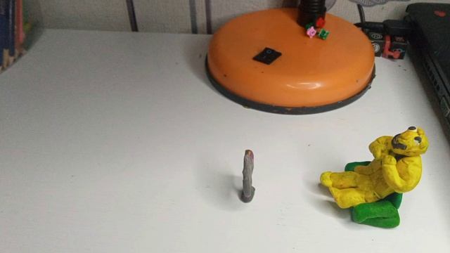 Котики,собачки.