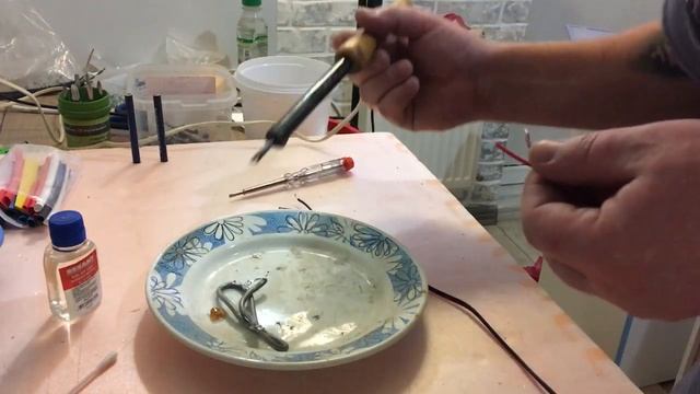 Монтаж светодиодной ленты с сенсорным выключателем для рабочей зоны кухни смотреть онлайн