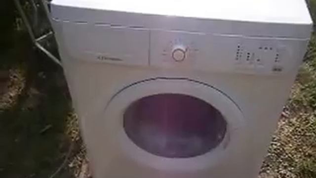 PRALKA ELEKTROLUX EWS 10010 W FILM POGLĄDOWY