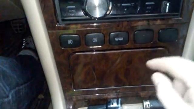 Зарядка USB для мобильных телефонов в штатное место автомобильного прикуривателя смотреть онлайн