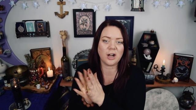 What's In This Witch's Bag? Plus Spell Tips & Tricks For Witches On The Go! смотреть онлайн