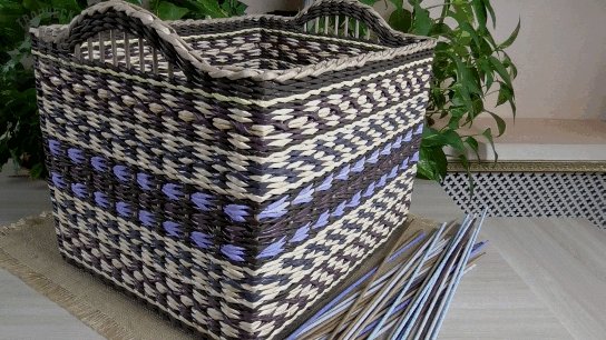 Корзина из остатков газетных трубочек смотреть онлайн