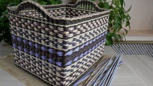 Корзина из остатков газетных трубочек