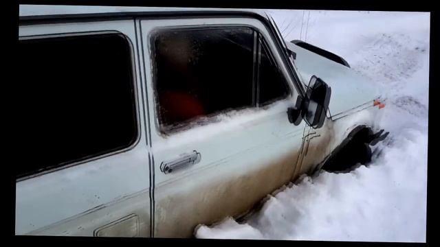 УАЗ Патриот и Нива по снегу смотреть онлайн