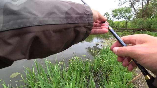 ЭТА ХИТРОСТЬ ПОМОЖЕТ ЛЮБОМУ ПОЙМАТЬ ЩУКУ И СУДАКА! Рыбалка на спиннинг. смотреть онлайн