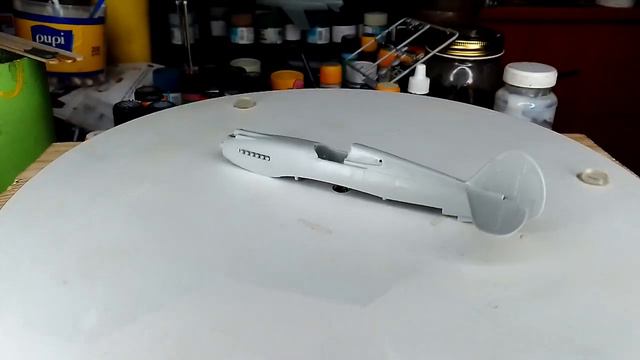 Монстр из коробки 1: 72. P-40B от Hobby Boss.