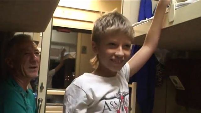 Поездка к морю в поезде Москва-Адлер смотреть онлайн