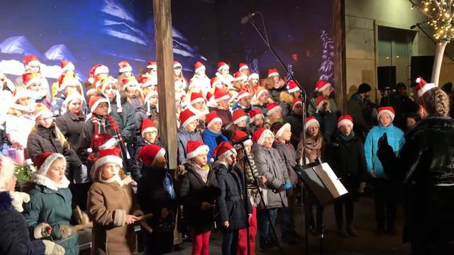 Hungarian State Opera. Christmas Carol. Венгерская государственная опера. Рождественский гимн. смотреть онлайн