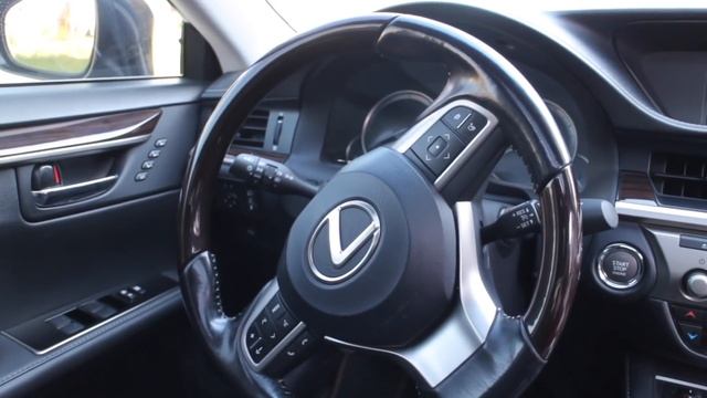 Lexus ES350, богатый родственник Камри! Сильно ли они отличаются? смотреть онлайн