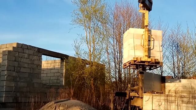 выгрузка паллетными вилами смотреть онлайн