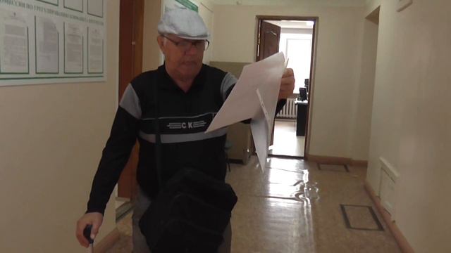 Инвалида 1 группы отправили митинговать в заброшенный сквер смотреть онлайн