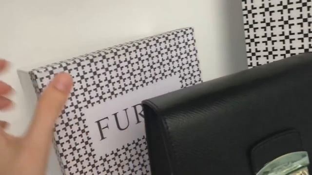 Люкс копия чёрной FURLA METROPOLIS