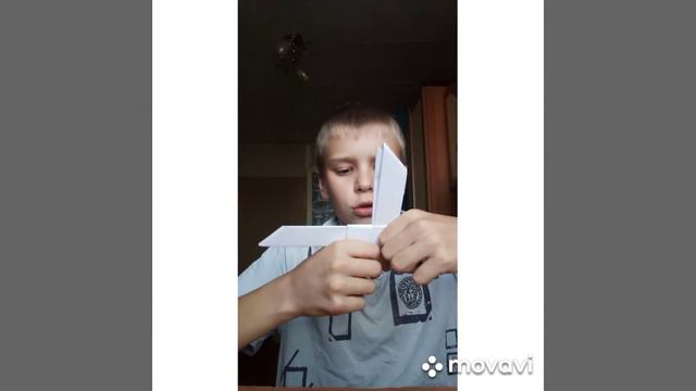 большой летающий сюрикен из бумаги. смотреть онлайн