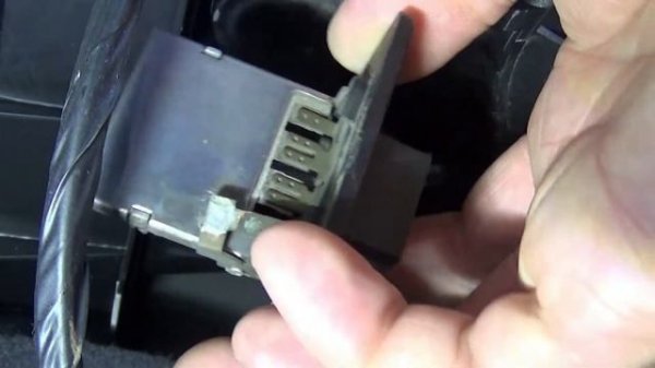 Replace the Blower Resistor on a Hyundai Accent