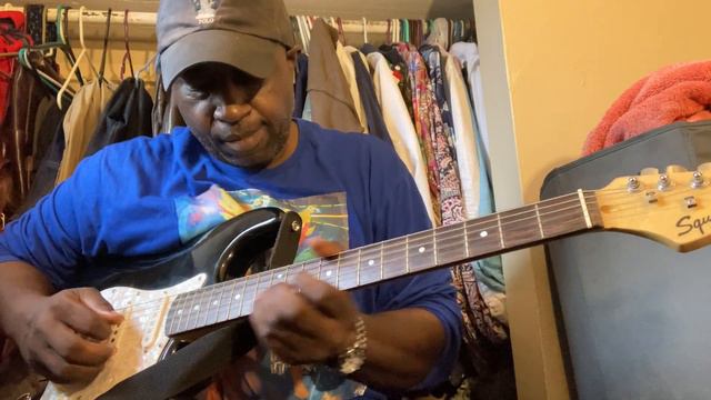 Fender Squier Strat With Squier Frontman 10G Amp,.Clean & Dirty Blues Jam! смотреть онлайн