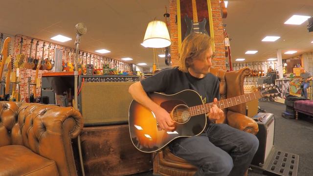 Dirk Witte - Gibson J-45 Standard (Left-handed) Vintage Sunburst смотреть онлайн