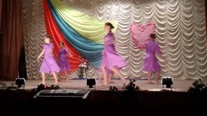Танец. Очень красивый танец на день матери