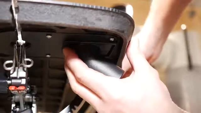 Лобзиковый станок JET JWSS-22B смотреть онлайн