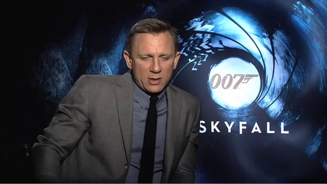 Интервью с Дэниелом Крэйгом смотреть онлайн