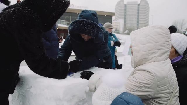 Рождественский фестиваль ярмарка и фестиваль снежных фигур по проекту "Московское долголетие" смотреть онлайн