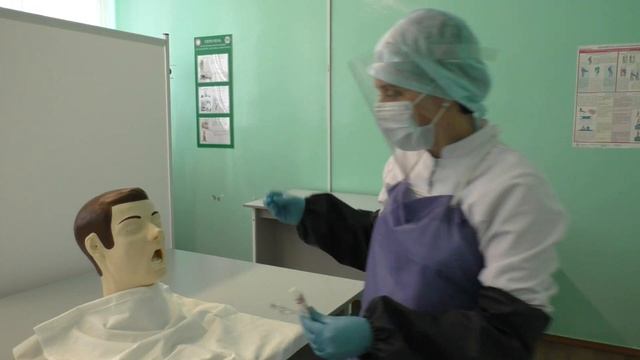 43 Методика взятия мазка из тканей в области зева для бактериологического исследования смотреть онлайн