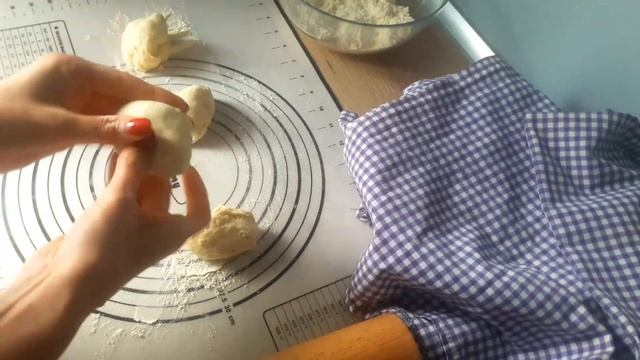 Гагаузские Лепешки ИЗ НИЧЕГО! Самые простые и вкусные лепешки на воде! Easy Flatbread / gözleme смотреть онлайн