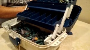 Надежный  рыболовный ящик Cottus после 6 лет эксплуатации.Полезная и бюджетная вещь для рыбалки.