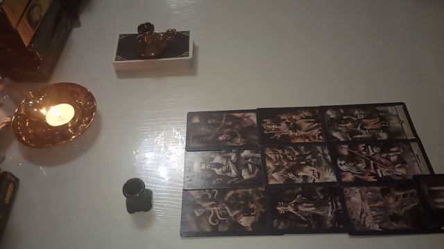 Скучает ли...? Варианты для Мужчин и Женщин. Таро Онлайн Расклад. смотреть онлайн