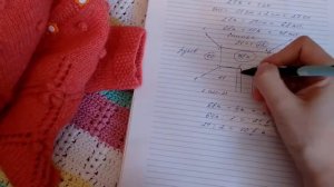 Кофточка для девочки спицами регланом сверху Без швов!