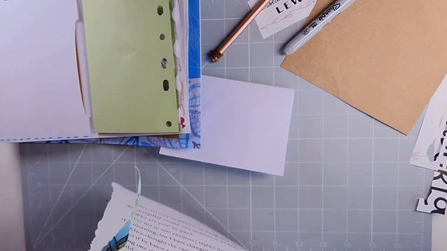'Junk' Junk Journal - Part 5 смотреть онлайн