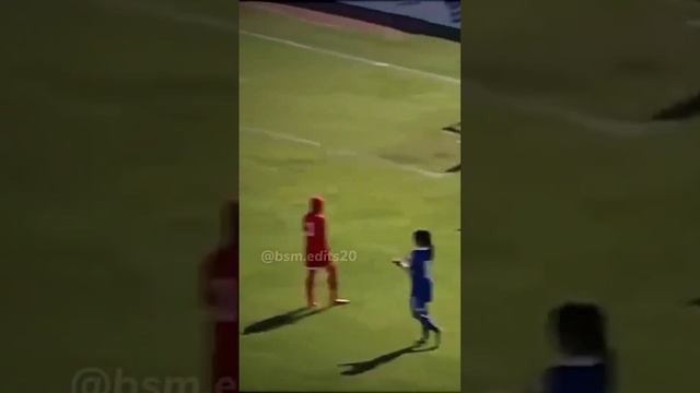 ⚽😟РАЗНИЦА В ФУТБОЛЕ МЕЖДУ ЖЕНЩИН И МУЖЧИН ♥️⚽ смотреть онлайн
