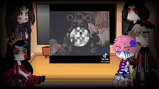 Uppermoons react to FNAF VHS TAPES смотреть онлайн