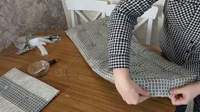 Не выбрасывайте старую мебель и вещи. Новая жизнь полки для прихожей. смотреть онлайн