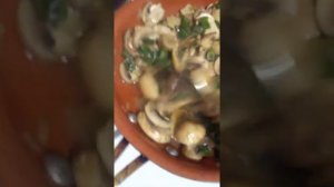 Шампиньоны в сметане,быстро,вкусно...