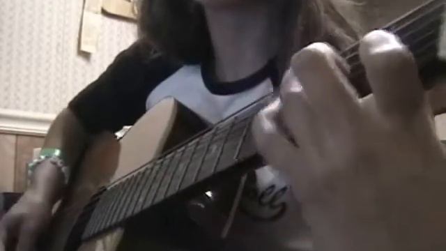 Sarah, 14, Playing Taylor by Jack Johnson смотреть онлайн