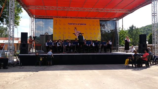 Fanfara Colegiului de Arte "Nicolae Botgros" or. Soroca-Sirba lui Sergiu Ciuhri смотреть онлайн