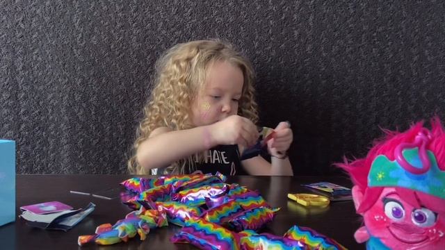 ТРОЛЛИ МИРОВОЙ ТУР  (набор 0+ 2020г| TROLLS OF THE WORLD TOUR (set Of Sweets And Surprises)