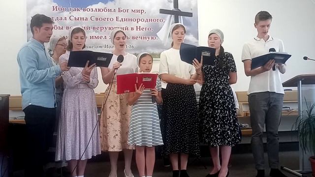Хочу молиться, христианский псалом смотреть онлайн