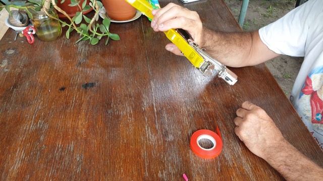 Тапенер. Степлер для подвязки растений. Подвязка винограда. смотреть онлайн