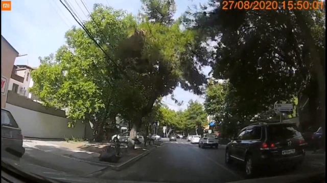 Прогулки по Анапе 27 августа 2020 г. Центральные улицы анапы, обзор города анапа. Сезон отдыха 2020 смотреть онлайн