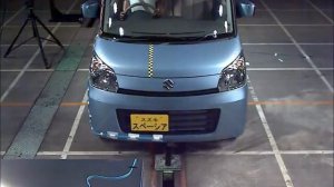 J-NCAP - Suzuki Spacia X -  frontal offset crash test