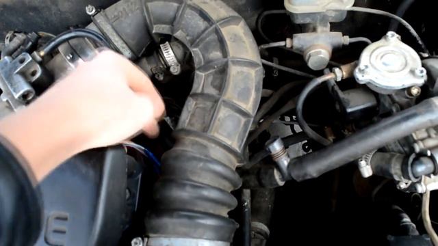 ОТВЕТ Троит двигатель Подсос воздуха и другие причины