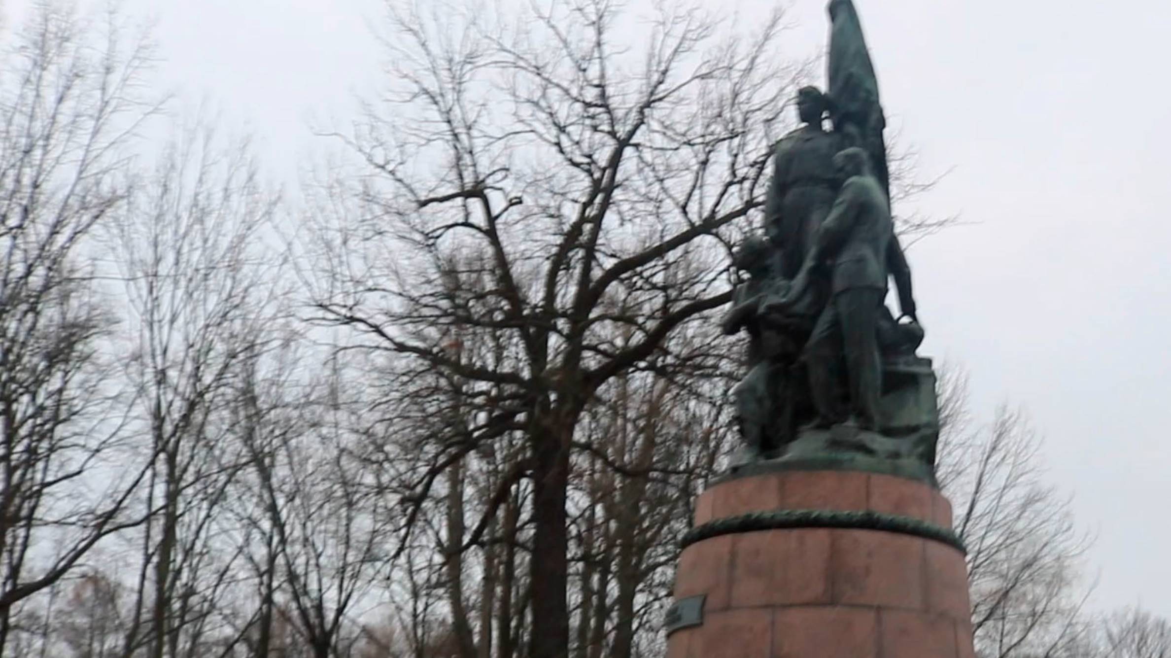 Памятник "Героям Краснодона" смотреть онлайн