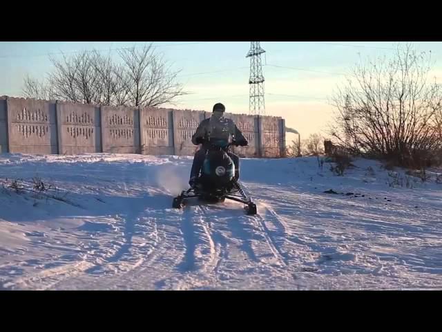 Первый разборный снегоход Cronus TT 200 P в действии! смотреть онлайн