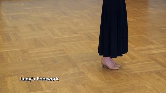 Natural Turn - Waltz dance Lesson (International Style) смотреть онлайн