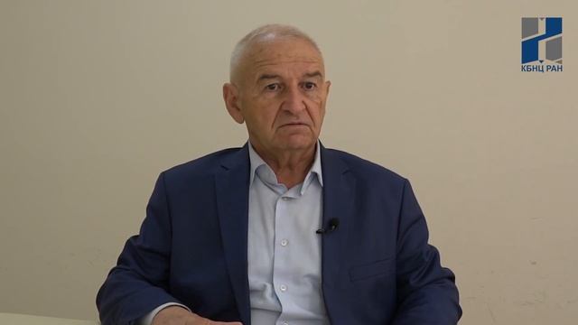 Слово за словом: как создаются словари. Словарь языка Алима Кешокова смотреть онлайн