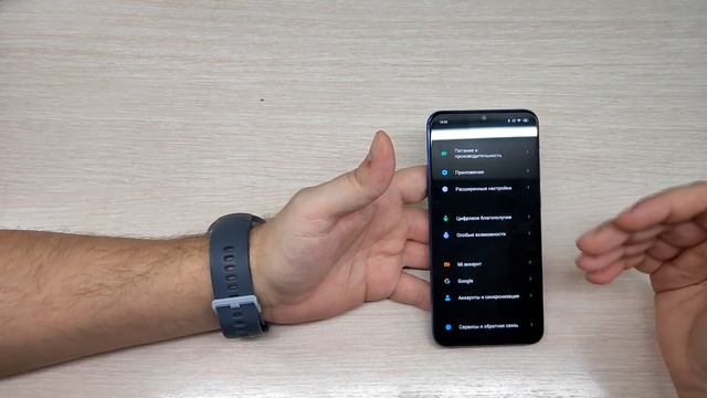 Распаковка Xiaomi Mi9SE и необычный обзор смотреть онлайн