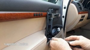 Toyota Land Cruiser 200. Как снять обшивку двери. How to remove the door trim.
